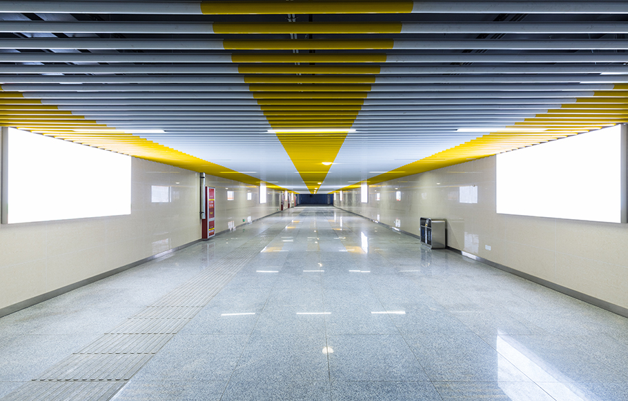 Innovative installasjonsstrukturer forbedrer integrert takinstallasjonseffektivitet betydelig