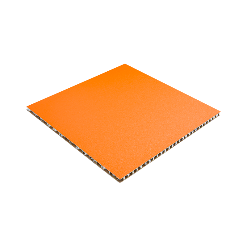 Kort installasjonssyklus Høy fargemetning Aluminiumshonningkaketak